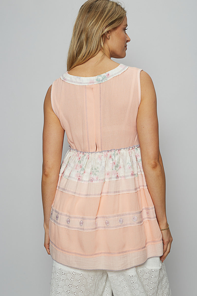 POL Embroidered Lettuce Edge Calico Tank Blush