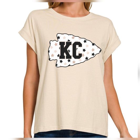 Stared Arrowhead Rolled Sleeve Tee