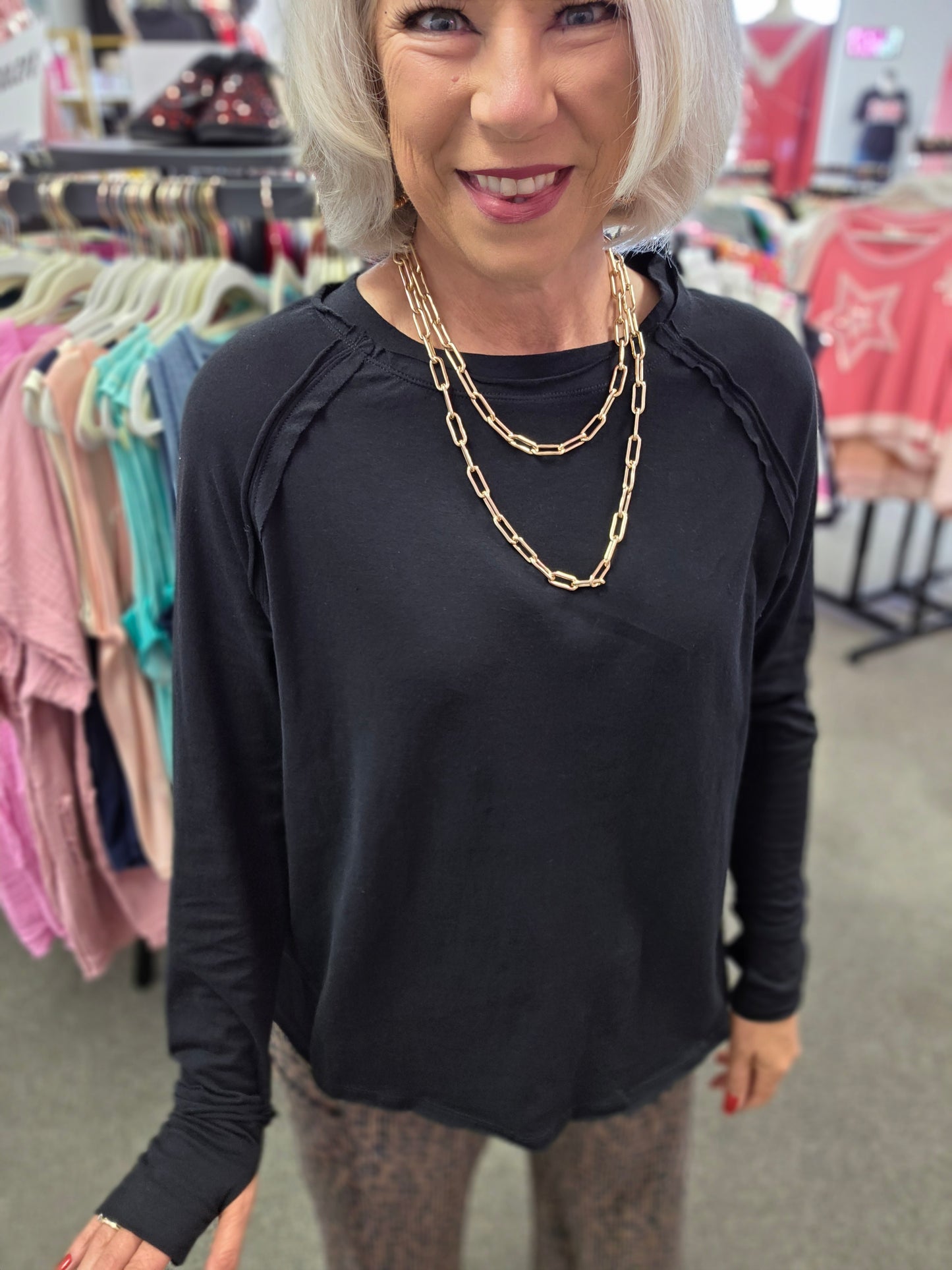 Zenana Cotton Raglan Thumbhole Top Black