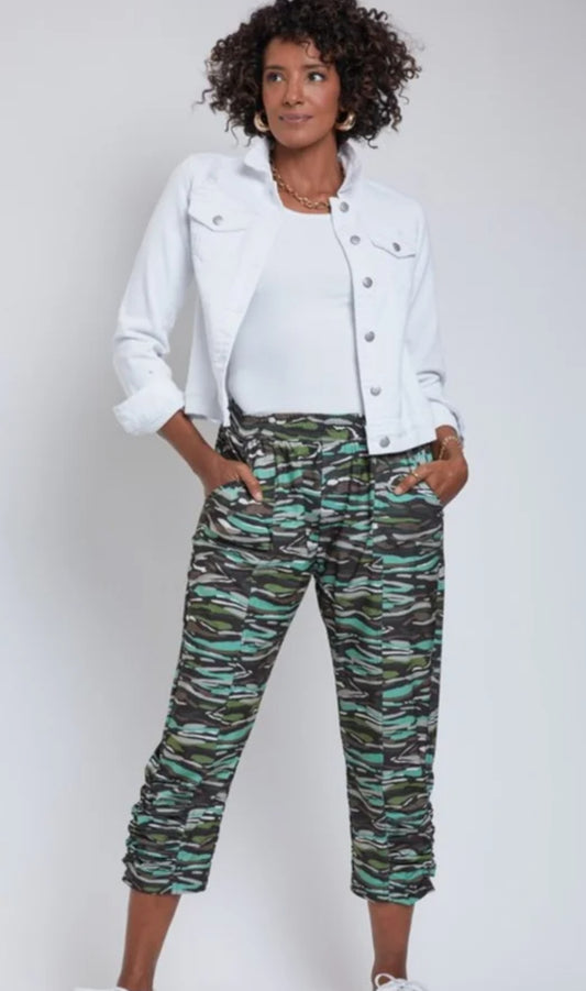 Ruched Ankle Crop Pant Camo