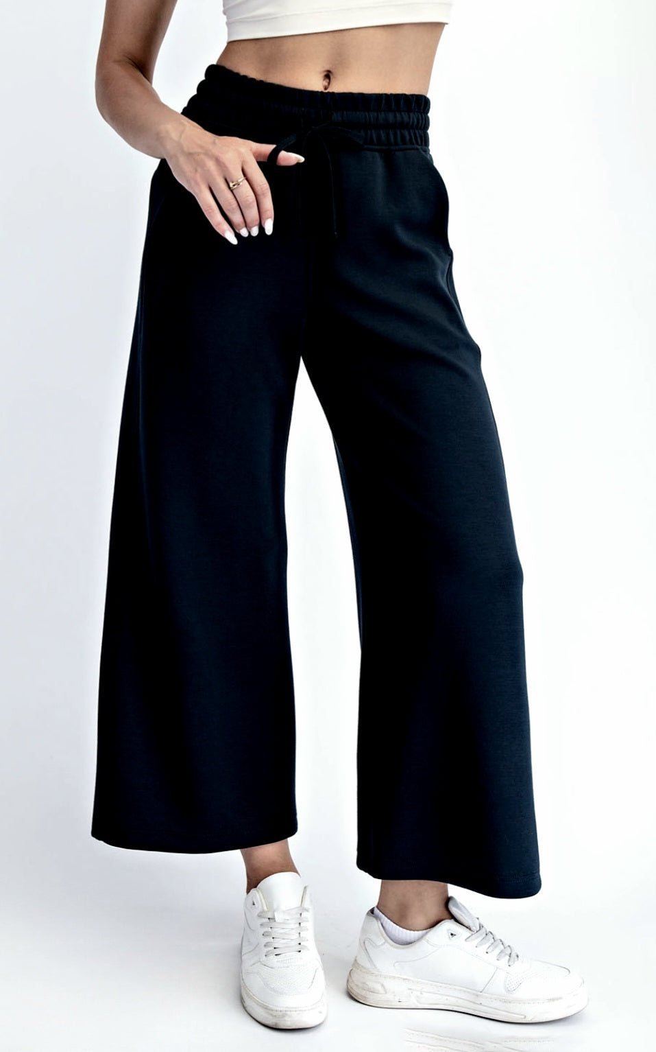 Rae Mode Scuba Cropped Pant Black