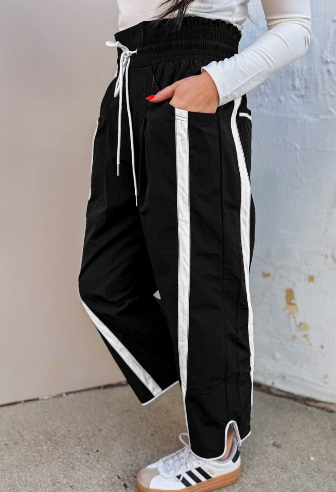 Sporty Cotton Contrast Stripe Crop Pants *PREORDER*