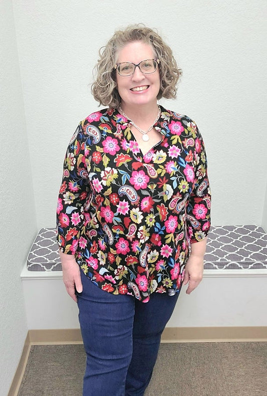 Lizzy Top in Paisley Poppies